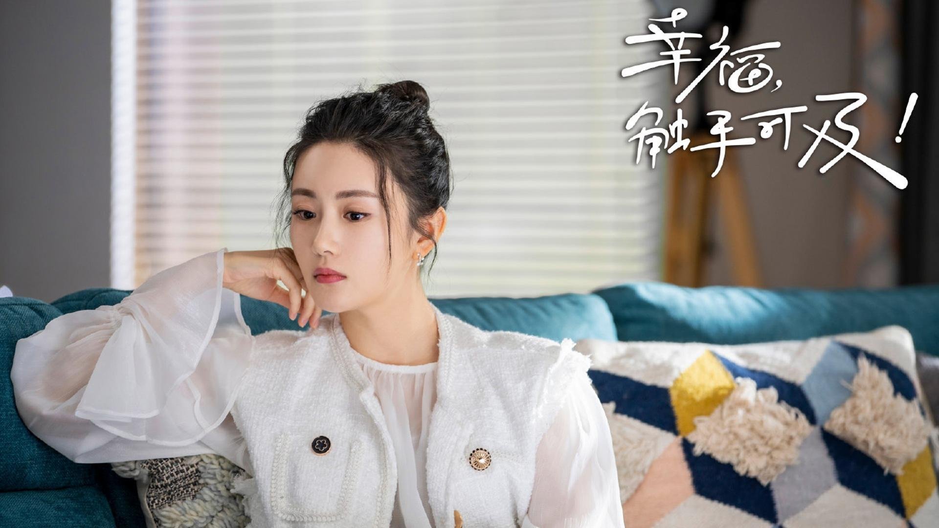精彩纷呈的比赛中球队们各显神通，角逐激烈，比赛现场精彩纷呈
